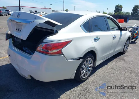 2015 Nissan Altima 2.5 S из США, поврежденный, VIN 1N4AL3AP6FN347732